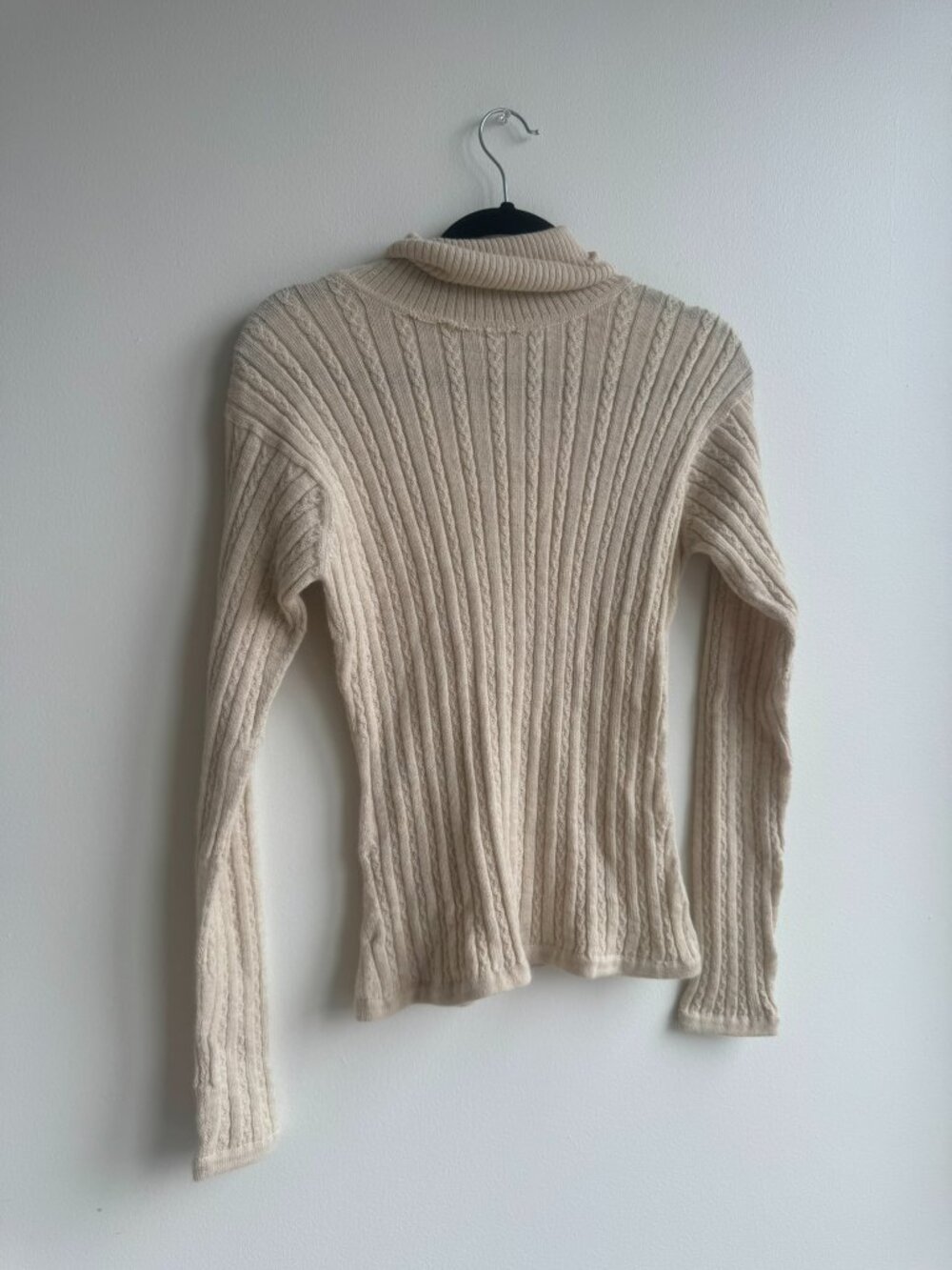Lacoste 100% alpaca wool sweater